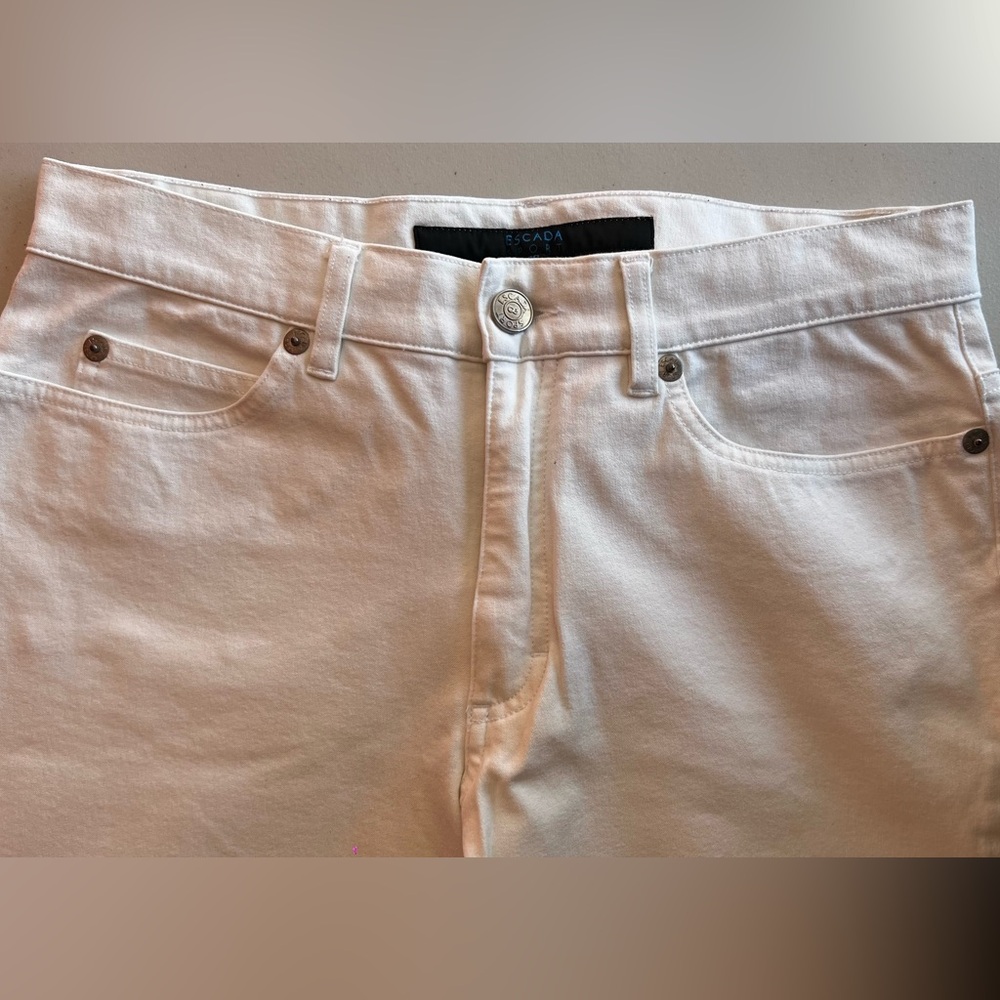 Escada White Ankle Cropped Jeans Timeless Elegance